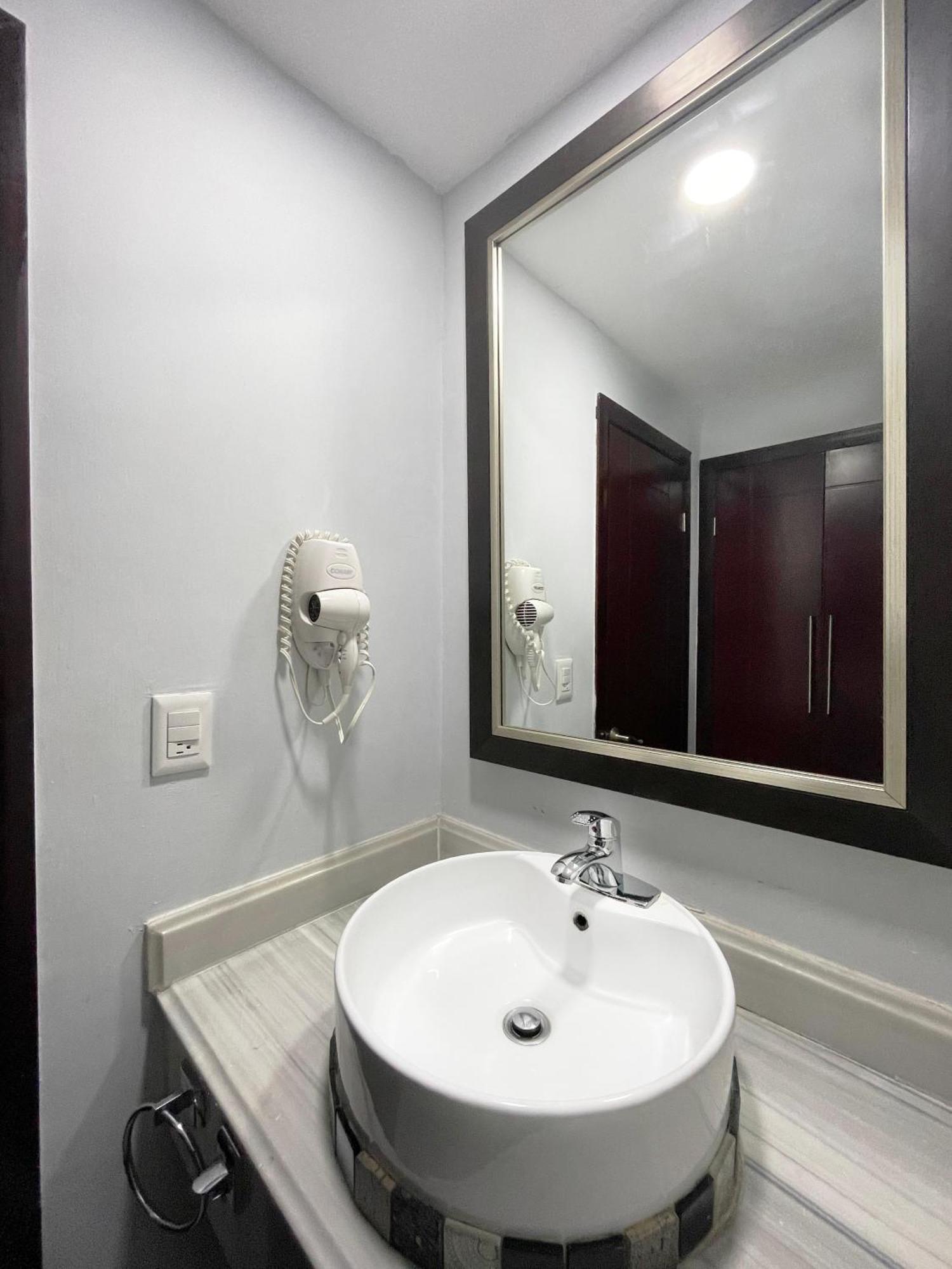Landmark Suites By Balderrama Hotel Collection Los Mochis Kültér fotó